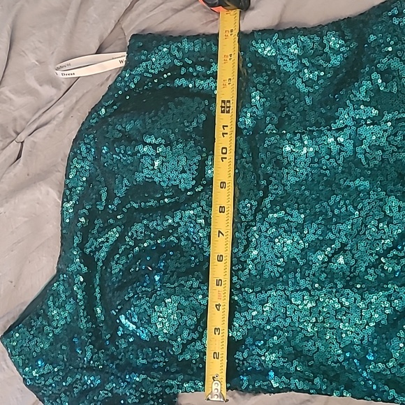 Formal Sequence Green Gown - Picture 9 of 10